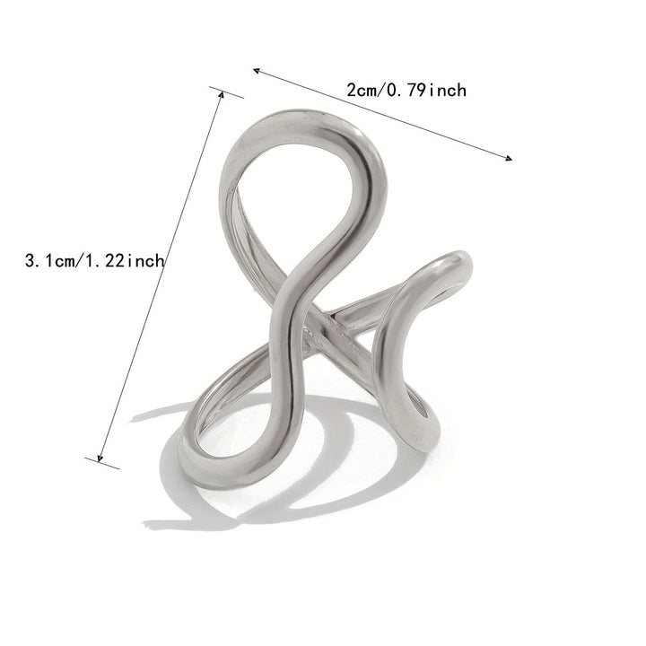 Chic Ring with Asymmetric Wave