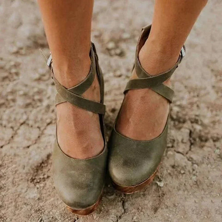 Yara | Wooden Wedge Mary Jane Shoes