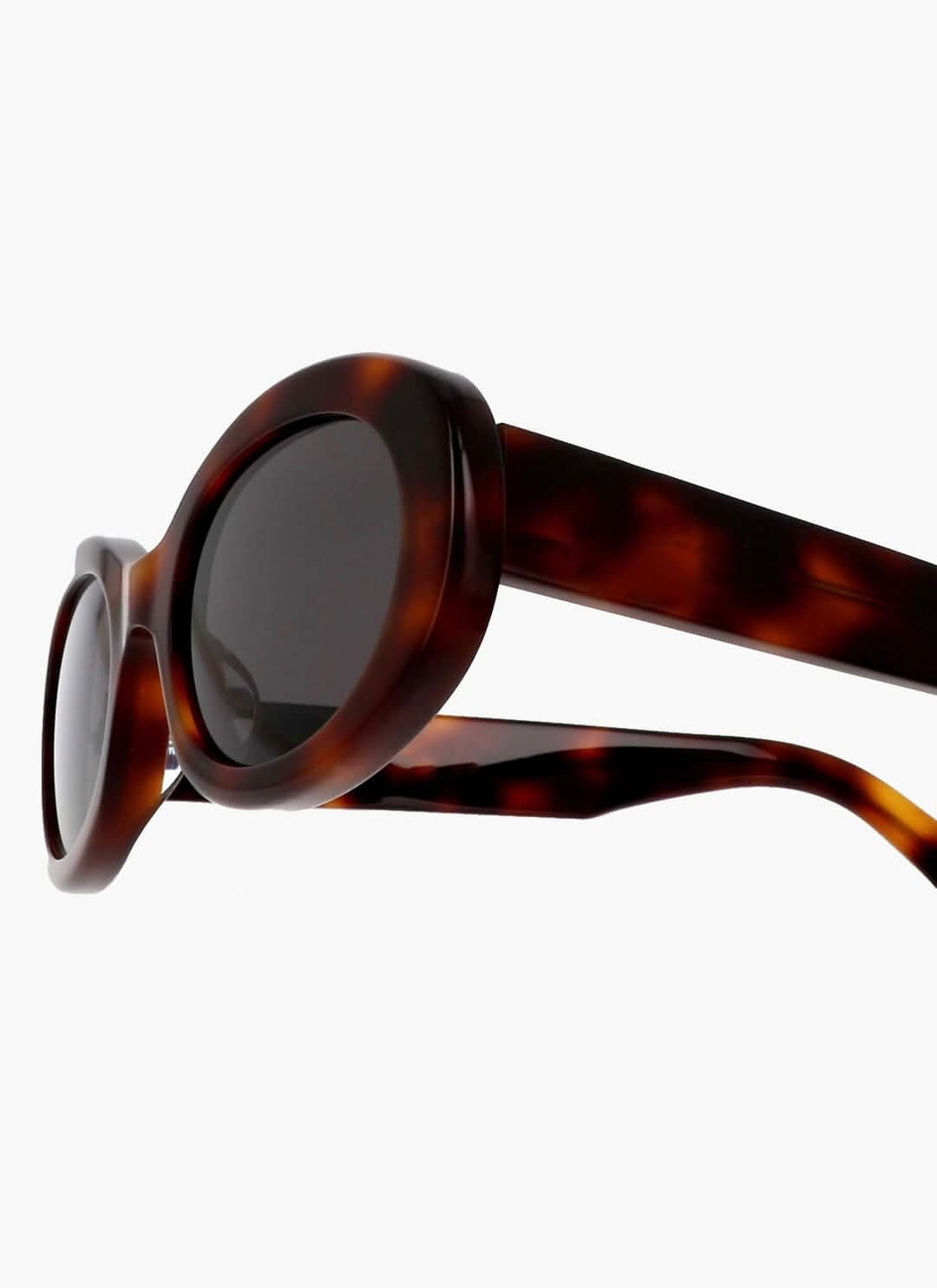 Averi | Elegant Sunglasses