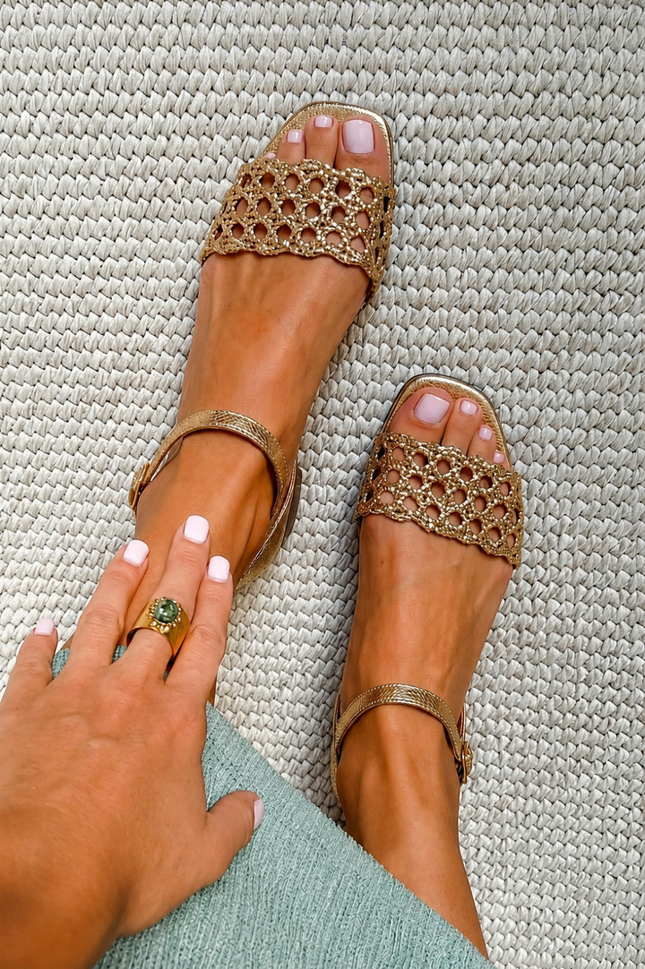 Maggie | Effortless Gold Summer Sandals