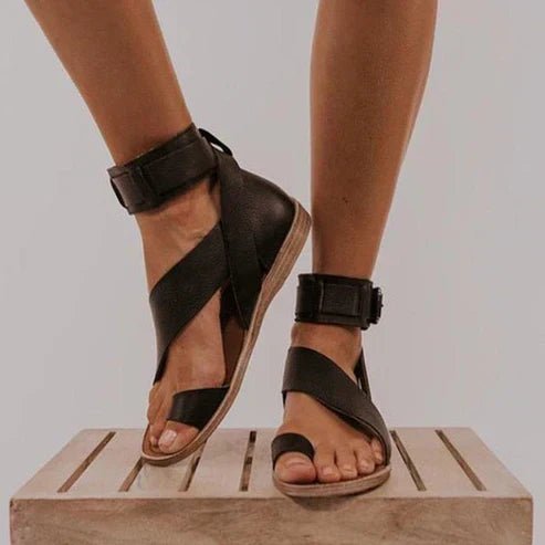 Uma | Gladiator Toe Ring Sandals