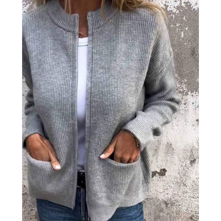 Mila | Classic Ribbed Cardigan