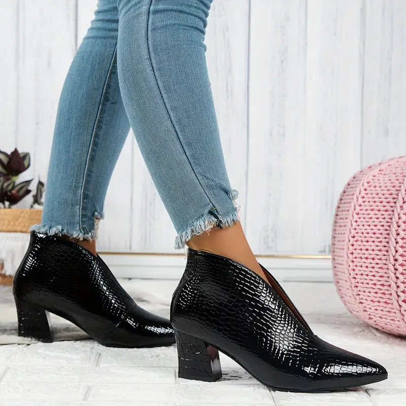 Luz | Women's Textured Ankle Boots with Curved Cut and Mid Block Heel