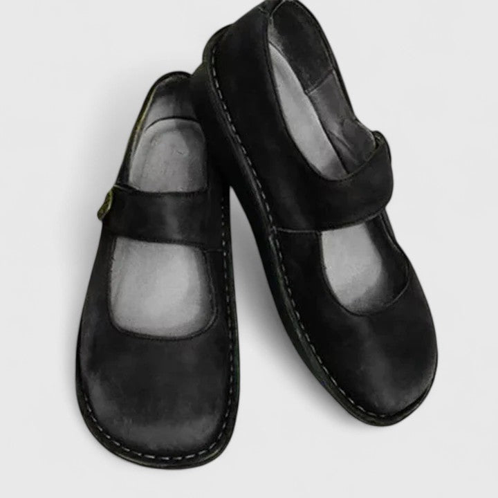 Quelira | Mary Jane Shoes