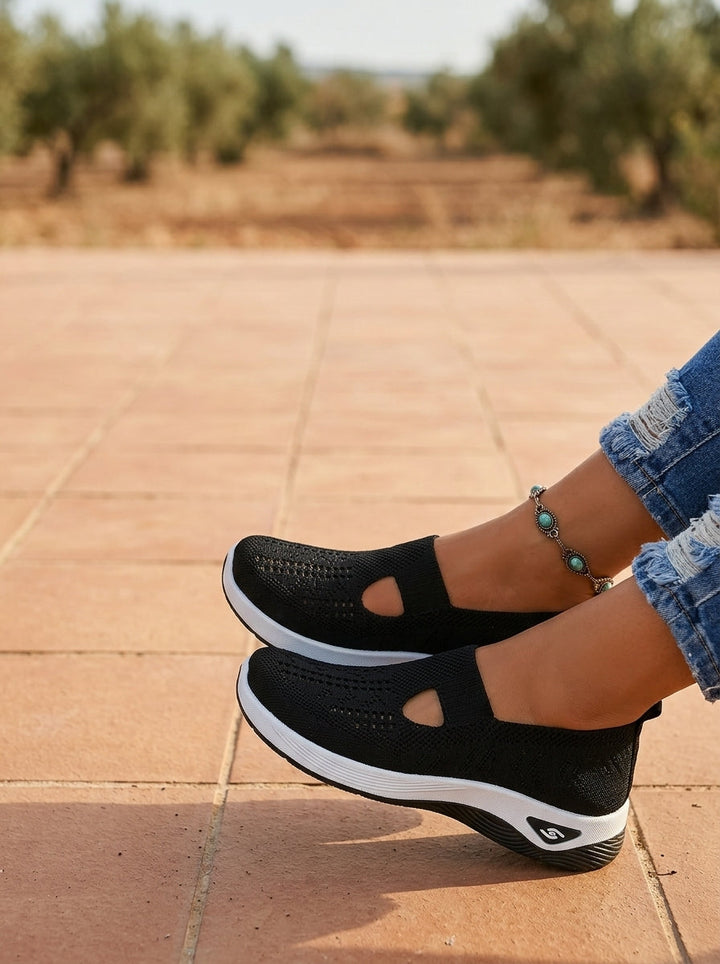 Roxie | Supportive Black Non Slip Orthopedic Comfort Sandals