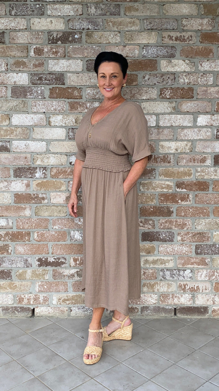 Penelope | Flowy Midi Dress