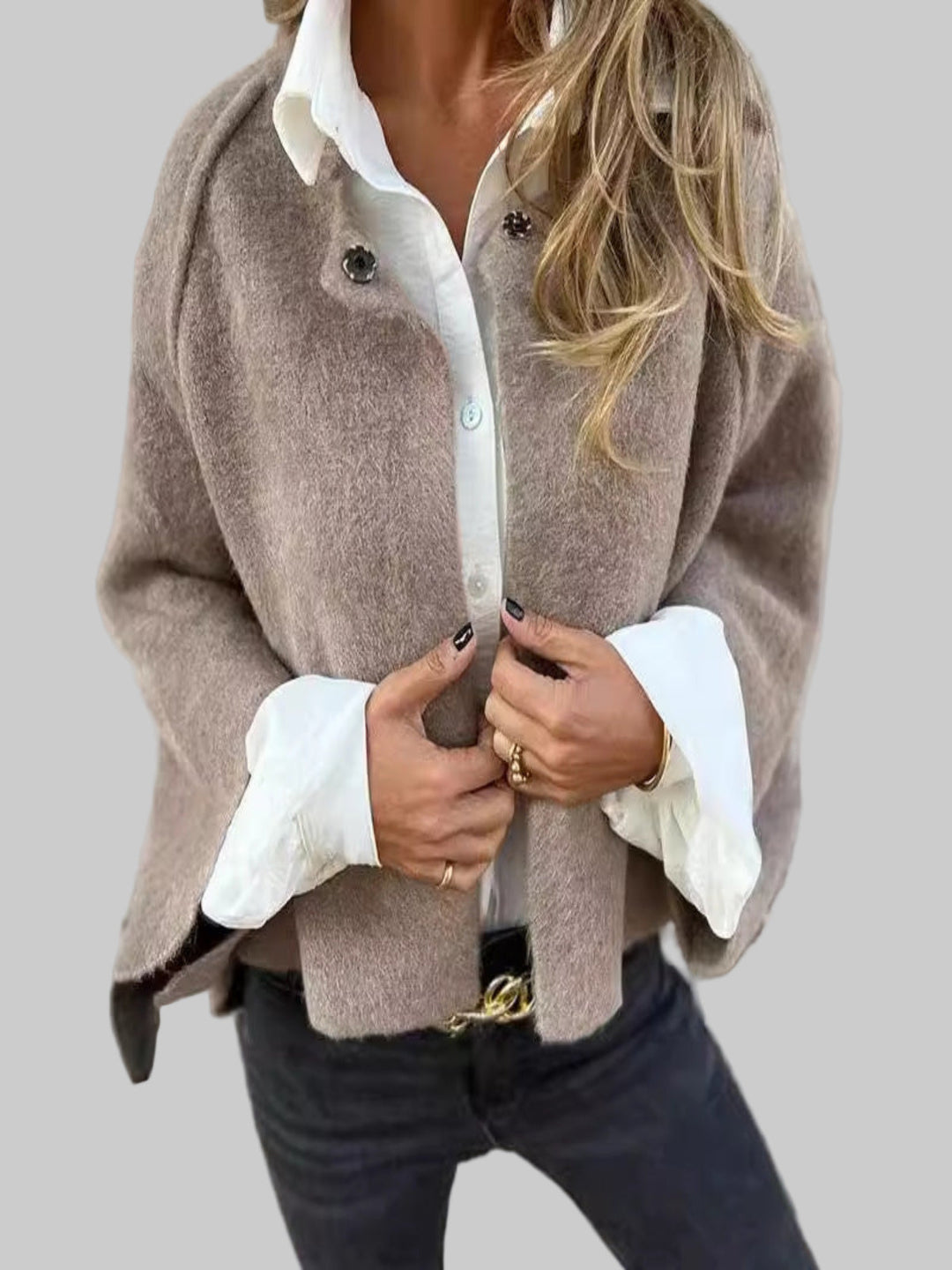 Lorna | Elegant Cropped Jacket with Flared Sleeves